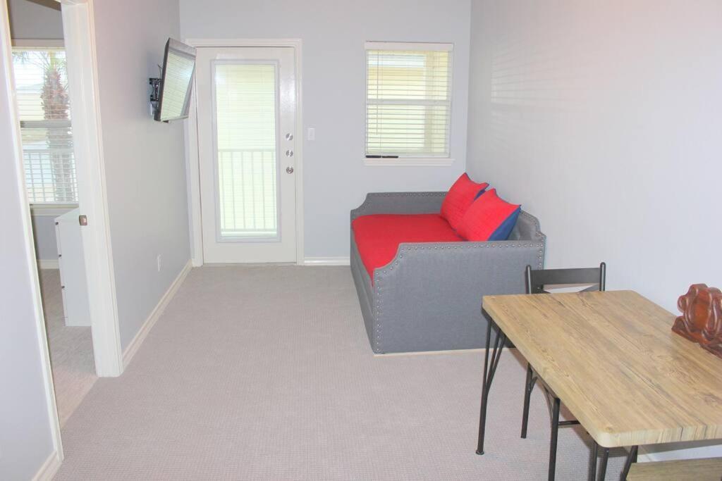 Spacious Home, Short Walk To Beach, Heated Pool! Corpus Christi  Kültér fotó
