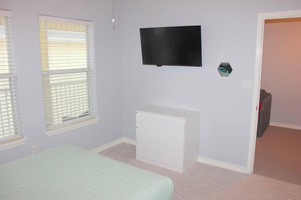 Spacious Home, Short Walk To Beach, Heated Pool! Corpus Christi  Kültér fotó